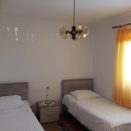 Apartment Bise Рогозница Экстерьер фото