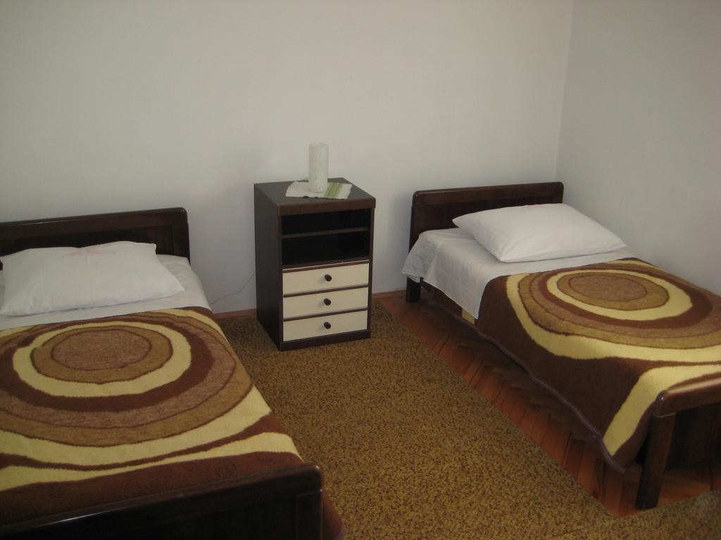 Apartment Bise Рогозница Экстерьер фото